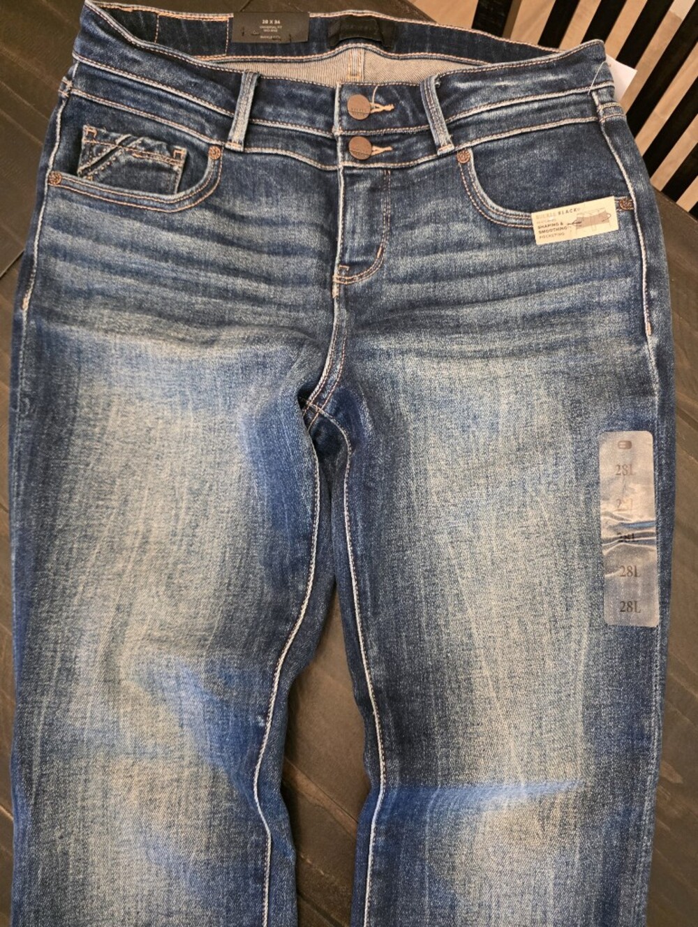 Buckle Black Women’s Straight Jeans Straight Fit #53 NWT